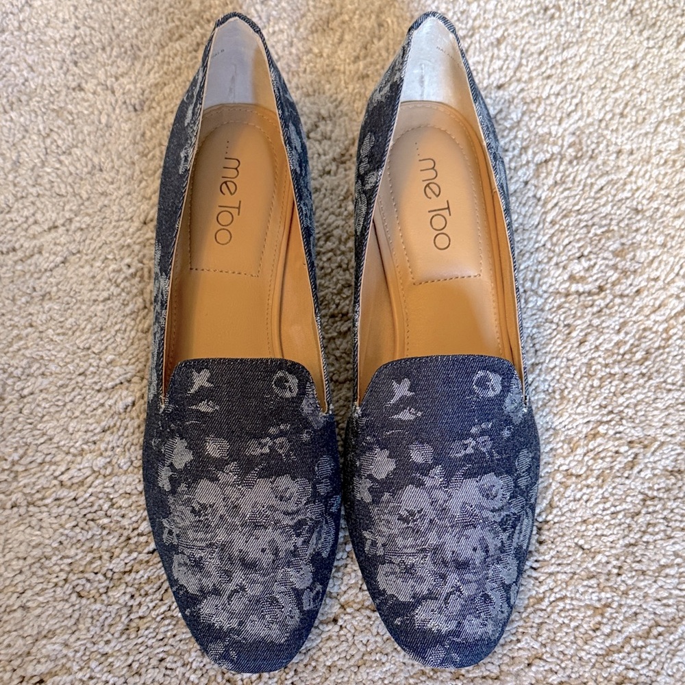 Me Too Women's Denim Floral Loafers NWOT Coastal Grandma